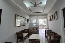 Dijual Rumah Bona Indah 3 Lantai Full Furnished Siap Huni Lokasi Strategis SHM Bagus