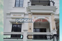 Rumah Mewah 2 Lantai Dekat dengan Pusat Kota Depok