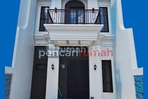 Hunian Mewah 3 Kamar Tidur & 3 Kamar Mandi di Kalimulya Depok!