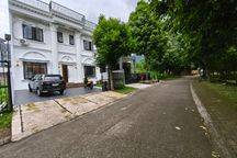 Villa Di Sentul City Cluster Santorini Sewa Harian, Ada Rooftop 3 Lantai 4 Kamar