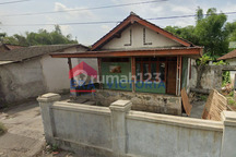 Rumah Dijual Daerah Kaliombo Kediri Hitung Tanah Ada Lahan Perkerangan Bisa Untuk Berkebun Berternak Kos-Kosan dan Cocok Untuk Usaha Apapun