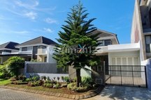 Rumah Modern 1 Lantai Semi Furnished di Istana Dieng, Malang