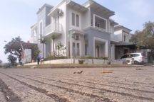 Disewakan Rumah Full Furnished Citraland Aborside