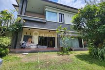 Rumah View Danau di Kota Baru Parahyangan Padalarang Bandung