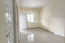 Disewakan Rumah Bagus Bersih 2 Kamar Tidur Nusaloka Bsd