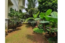 Dijual Rumah Asri Dan Mewah +/- 1.000an M2 Di Kompleks Bukit Pratama Di Lebak Bulus