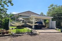 Rumah SHM 2 Lantai Luas 370M 5 Kamar Kolam Renang Pribadi Sentul