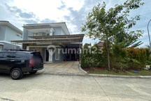 Rumah Hook 2 Lantai Shm 4+1 Kamar Dibawah Pasaran Sentul City