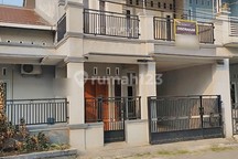 Hunian 2 Lantai Siap Ditempati Pondok Cilegon Indah