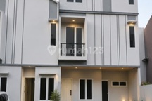 Rumah Murah Dekat Balai Pengobatan dan Makanan Percetakan Negara