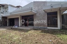 Rumah Nyaman di Daerah Setrasari, Bandung Utara Ada Mata Air