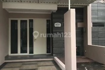 Disewakan Rumah Puri Safiran Regency Menganti