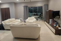 Dijual Rumah Golf Island 2 Lantai Semi Furnish Full Bangunan Keren