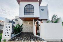 Villa Murah  Mediterranean 2BR  dekat Pantai Sanur.