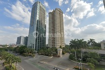 Harga Dibawah Pasar! Unit 3Br Apartment Slipi 118M² - Prime Location Near Sudirman, Senayan & Central Park Area, Fasilitas Kolam Renang, Fitness Center, Mini Market, Lapangan Tennis, Lapangan Squash, Lapangan Basket, Jacuzzi & Sauna, Area Taman & Rekreasi
