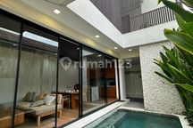 Villa Seminyak Walking Distance To Beach 3 Bedrooms Freehold
