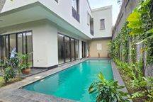 Rumah Mewah  Roof Top Area Kemang Jeruk Purut