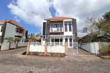 Rumah Minimalis 2 Lantai Buleleng