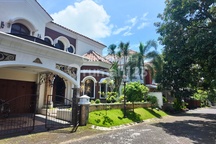 Rumah Mewah di Perumahan Maguwoharjo Dekat Kampus Upn