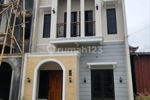 Rumah Bagus Strategis Shiap Huni  Premium di Pedurungan