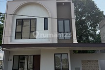 Zenitparc Hytt Sudah SHM 2Km ke MRT Lebak Bulus