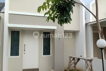 Rumah Siap Huni Ditanjung Bunga Dekat Mall Trans Studio