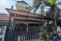 Dijual Rumah Pondok Indah, Shm, Bagus, Tersewa