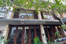 Rumah Di Kebayoran Baru 2 Lantai Shm Bagus