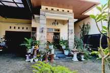 Rumah Premium 4kt Di Kahuripan, Dekat Fasilitas Umum Kota Solo