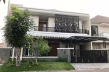 Rumah 2 lantai Baru, Lokasi Graha Family Surabaya