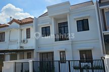 Dijual Rumah Baru American Modern di Citraland Surabaya