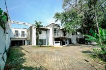 Rumah Mewah Lelang 0 Jalan Raya Kemang Utara