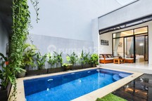 Newly Built Tropical Modern Villa Close To Ubud Center