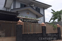 Rumah Mewah 2 Lantai Akses Mudah Di Sorosutan