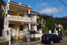 Hunian Bagus 2 Lantai Palm Hills Estate Dekat Kampus