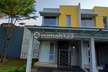 Di Sewaksn Rumah 2 Lantai Kosongan Cluster Eropa Sedayu City Kelapa Gading