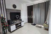 Disewa Rumah Baru Jgc 6X15 , 2 KT , Full Interior & Furnished