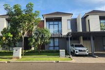 Rumah Bagus Cluster Emily Summarecon Bandung Full Furnished