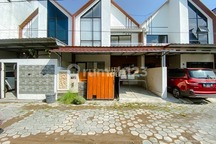 BU CEPAT! Rumah 2 Lantai Strategis Dekat Prambanan, Harga Miring!