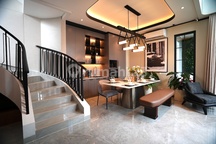 Rumah Mewah 3 Lantai di Perumahan Baru dengan Fasilitas Clubhouse Elite