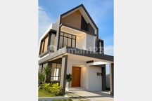 Jual Rumah 2 Lantai Premium dengan Lokasi Strategis bisa untuk Investasi