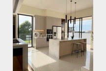 Hunian 2 Lantai Mewah Nyaman di Batam Kota Dekat dengan Ferry Batam Centre