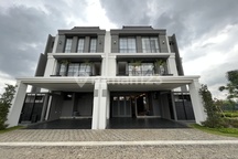 Rumah Mewah 3 Lantai Punya Lift di Cluster Terbaru BSD City Tangerang