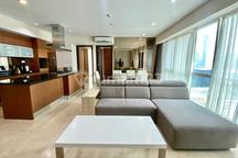 Discover Your Ideal Home, A Beautifully Furnished 3 Bedrooms Apartment Is Available For Rent At Setiabudi Sky Garden In Kuningan, South Jakarta.