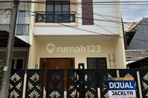 Dijual Rumah Brand New Di Kelapa Gading. Dalam Komplek Favorite