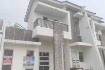 Unfurnished House At Ladiva Green Hill By Travelio