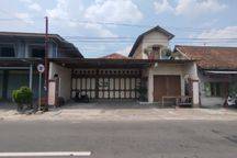 RUMAH UNTUK USAHA PINGGIR JALAN KLATEN
