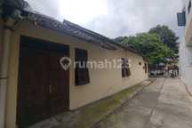Rumah Cocok untuk Tempat Tinggal atau Kantor Utara Stadion Maguwoharjo