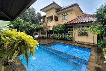 Rumah Mewah Eksklusif di Giri Loka Bsd City