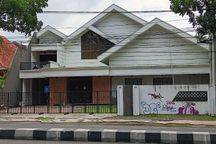 Rumah Untuk Usaha Di Poros Jl. Semeru Klojen Malang